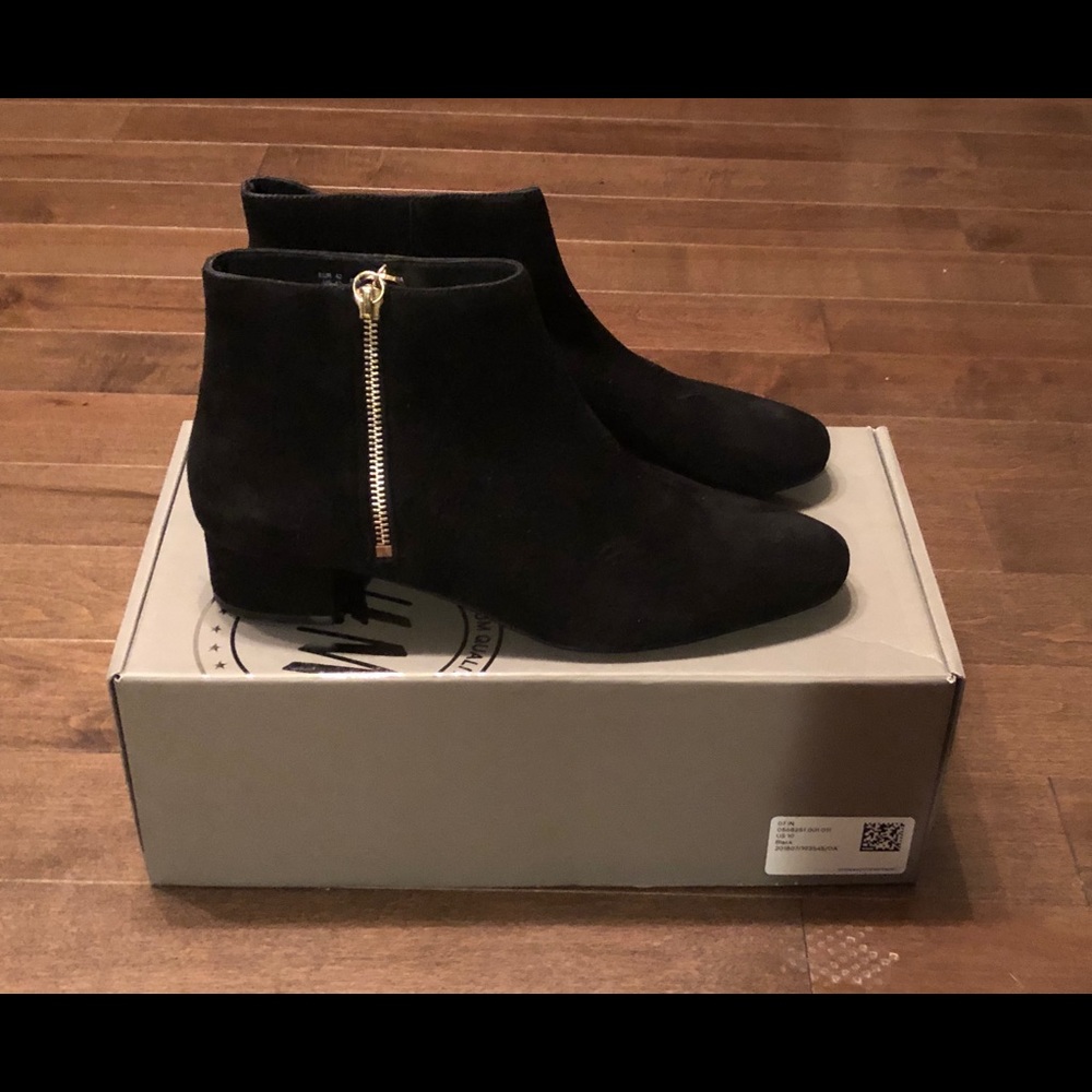 Black suede-like H&M booties (ankle boots)